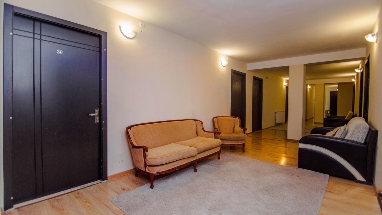 Guest House Borjomi Exterior photo